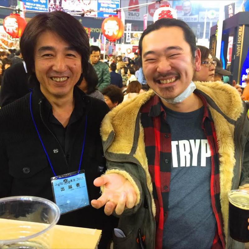 ふるさと祭り東京にご来場頂いた清水さん(右)と弊社社長(左)