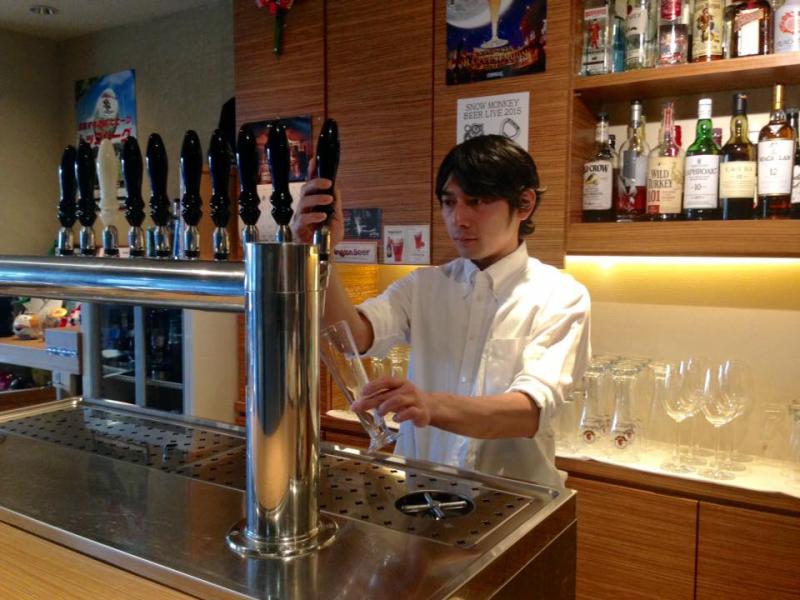 JAN BARの稗田(ひえだ)店長